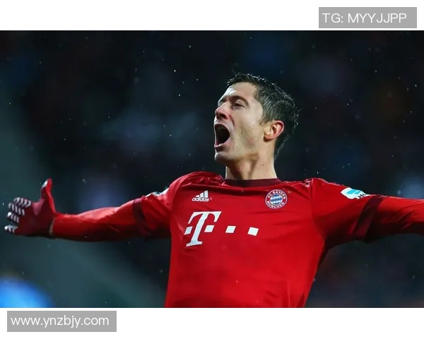 莱万重返德甲对阵拜仁引发球迷愤怒：背叛旧主的代价是什么